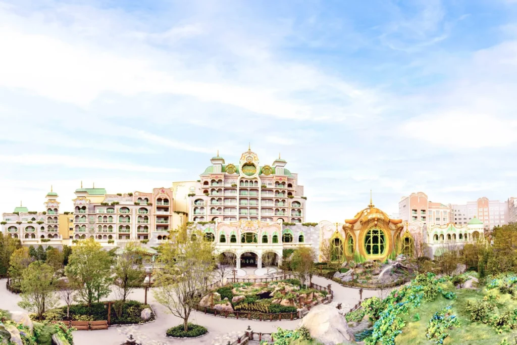 Le Fantasy Springs Hotel à Tokyo DisneySea, hôtel de luxe inspiré des mondes de La Reine des Neiges, Raiponce et Peter Pan au sein de Tokyo Disney Resort